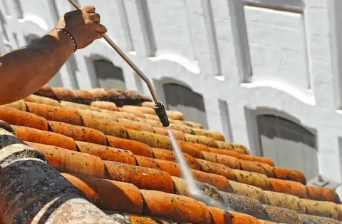 Nettoyage de toitures - Gueures