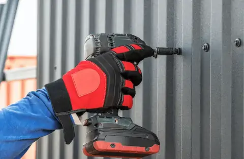 Travaux de zinguerie - Gueures